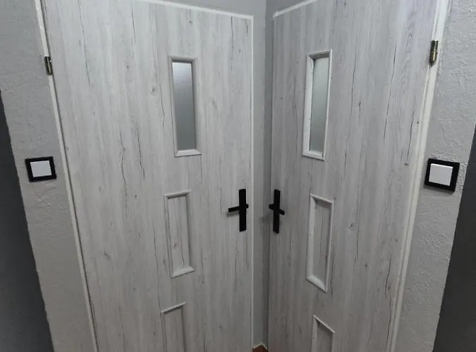 3030 Jana Spychalskiego 32 - Tanie W Apartamencie - Samodzielne Zameldowanie - Self Check In Апартаменти