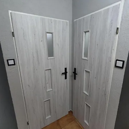 3030 Jana Spychalskiego 32 - Tanie W Apartamencie - Samodzielne Zameldowanie - Self Check In Апартаменты