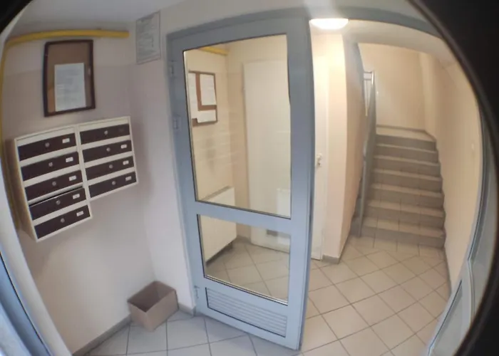 Apartment 3030 Jana Spychalskiego 32 - Tanie W Apartamencie - Samodzielne Zameldowanie - Self Check In Poznan